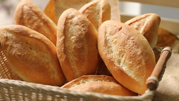 Đau dạ dày ăn gì? Ăn bánh mì sẽ giúp bạn đỡ đau