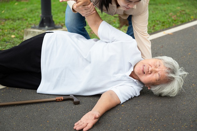 Bệnh Đột Quỵ Ở Người Già: Nguyên Nhân, Triệu Chứng Và Cách Phòng Ngừa