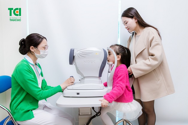 Nhấn vào ảnh để phóng to tật khúc xạ học đường