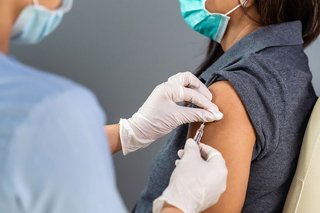 Vaccine chứa các thành phần y tế có khả năng kích thích miễn dịch của cơ thể