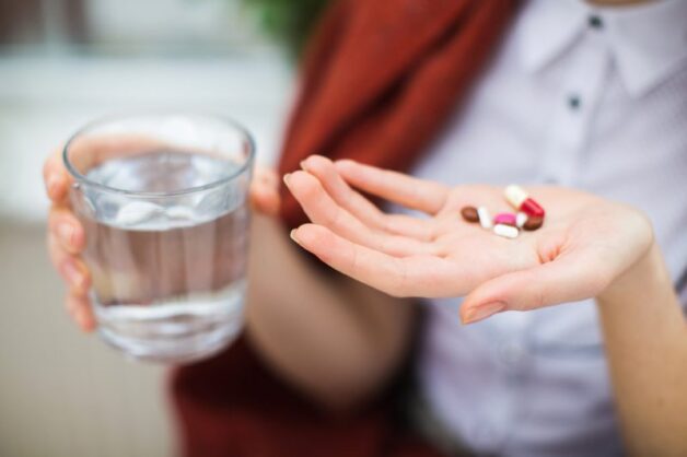 Để ngăn chặn xơ gan vỡ tĩnh mạch thực quản, cần tuân thủ phác đồ điều trị của bác sĩ