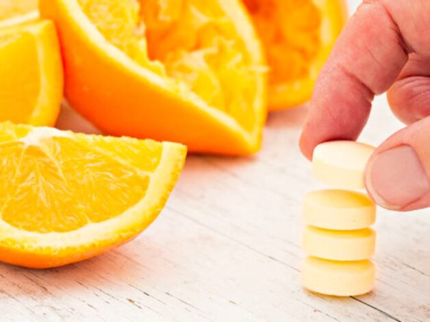 Bị đau dạ dày có uống dc vitamin C không
