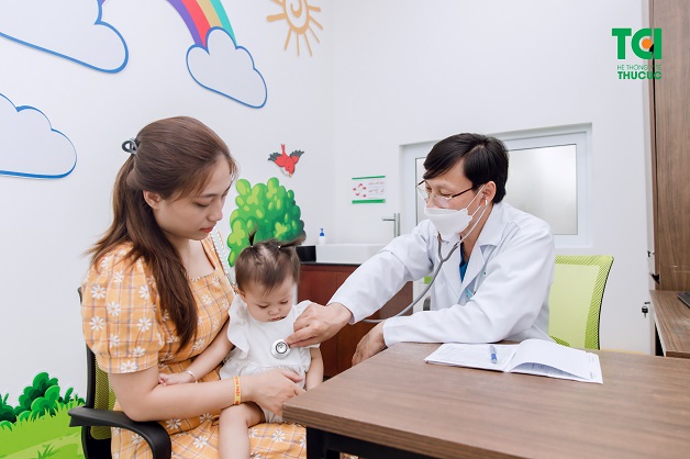 Những bệnh không nên tiêm vacxin là câu hỏi nhiều người quan tâm