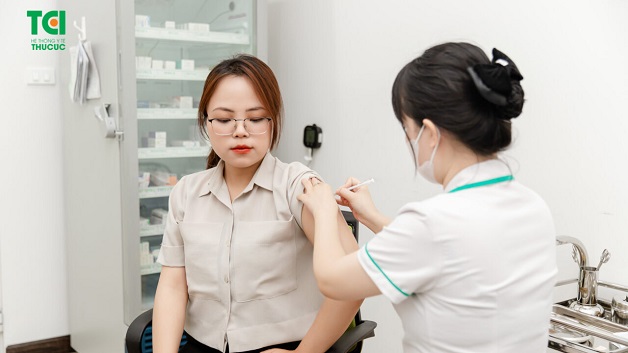 Tiêm vắc xin giúp con người phòng tránh các bệnh nguy hiểm một cách hiệu quả
