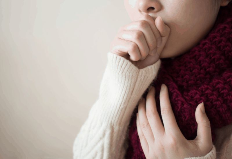 Khi bị viêm phế quản, người bệnh nên làm gì
