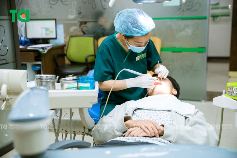 răng cùng bị sâu