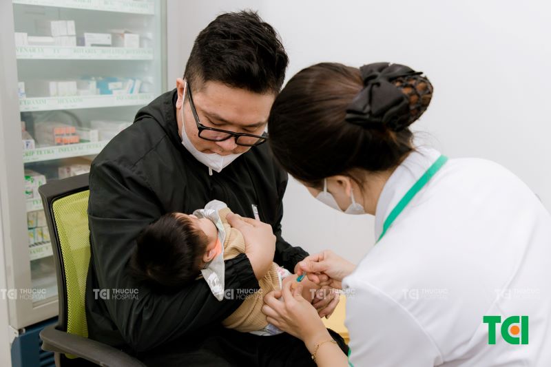 lịch chích ngừa trẻ sơ sinh