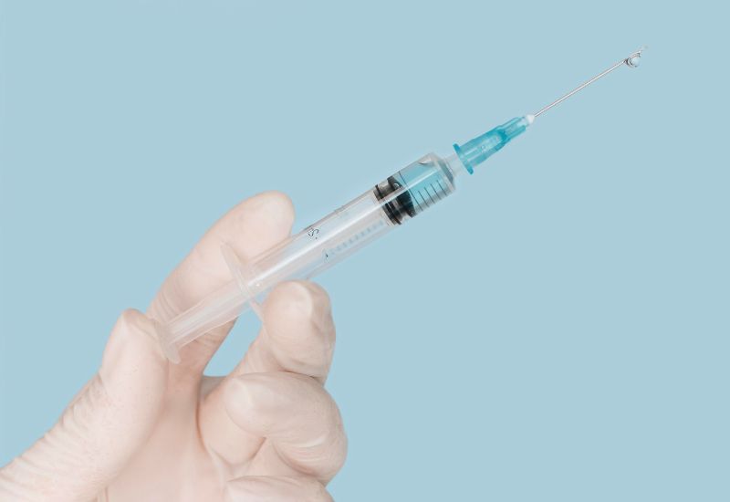 Mũi 5 trong 1 được thiết kế để kích thích cơ thể tạo kháng thể chống lại 5 bệnh truyền nhiễm nguy hiểm là bạch hầu, ho gà, uốn ván, viêm gan B và Hib.