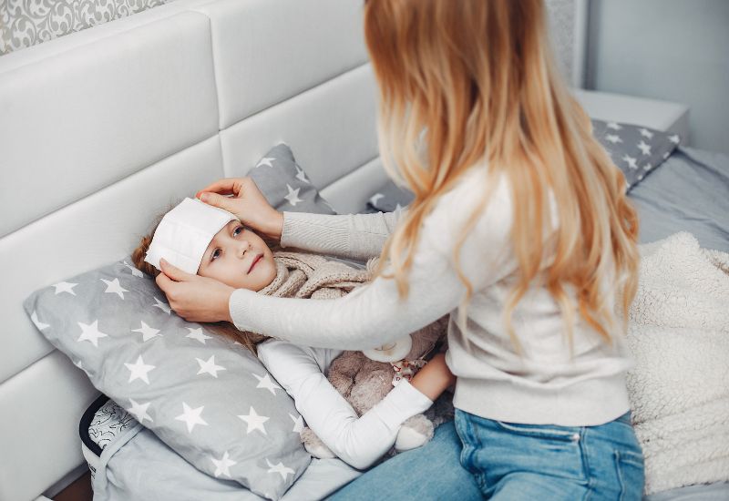 Viêm VA là tình trạng tổ chức VA ở vòm họng bị viêm và sưng to.