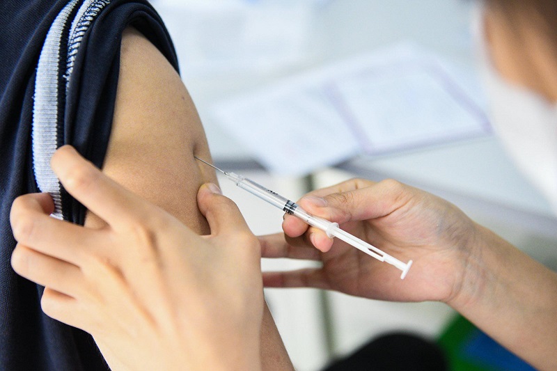 Tiêm vacxin viêm phổi