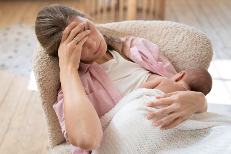 Giai đoạn sau sinh là thời điểm cơ thể người phụ nữ trải qua nhiều biến đổi cả về thể chất lẫn tâm lý.