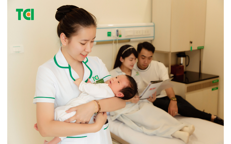 Có cần ở cữ sau sinh mổ
