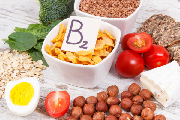 Để khắc phục tình trạng thiếu hụt vitamin B2, việc lựa chọn thực phẩm giàu dưỡng chất này là bước đi quan trọng.