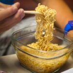 Giải đáp: Trào ngược dạ dày có ăn được mì tôm không?