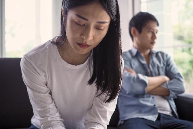 trao đổi và chia sẻ giữa vợ chồng