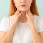Dấu hiệu u tuyến giáp lành tính dễ hiểu lầm với rối loạn nội tiết