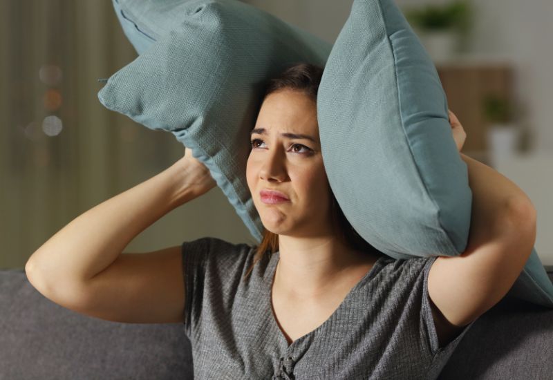 Nguyên nhân khiến chúng ta khó tập trung khi ngồi thiền