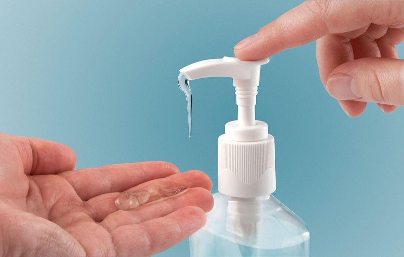 Vệ sinh tay sạch sẽ bằng xà phòng sát khuẩn là một biện pháp quan trọng để loại bỏ vi khuẩn và virus