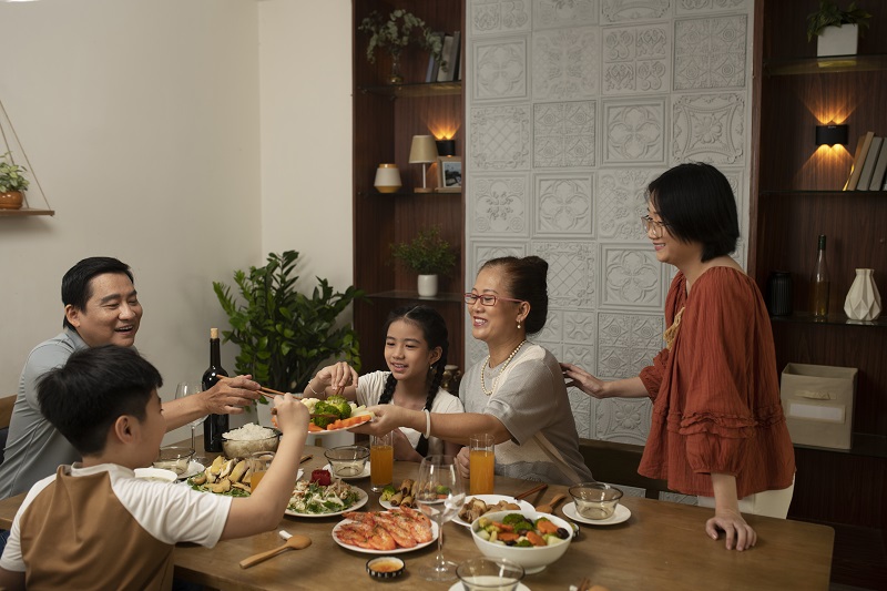 Một bữa cơm đầy đủ dinh dưỡng