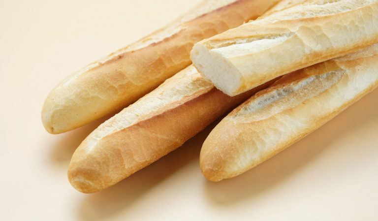 Bánh mì là món ăn quen thuộc, được nhiều người ưa thích, tuy nhiên có hợp với người viêm đại tràng không thì cần tìm hiểu.