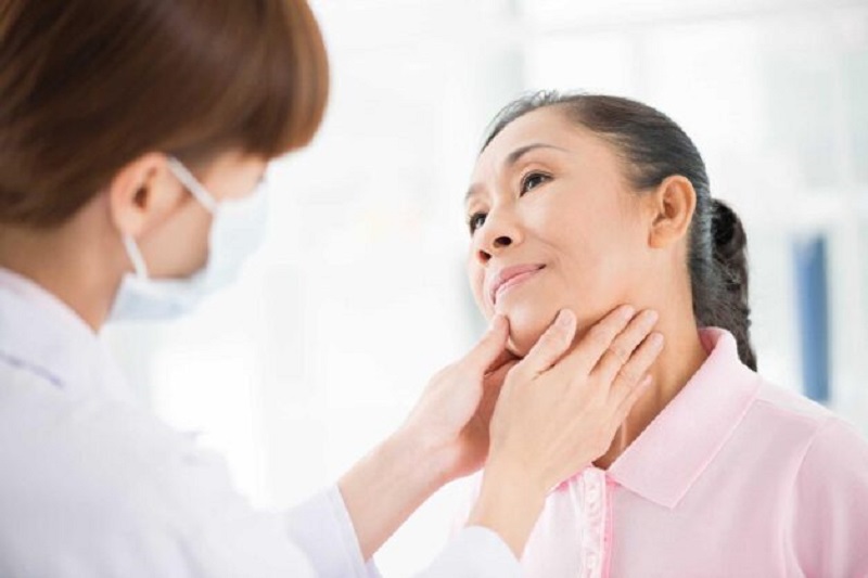 Bệnh nhân cần thăm khám chuyên khoa để được chẩn đoán và điều trị kịp thời
